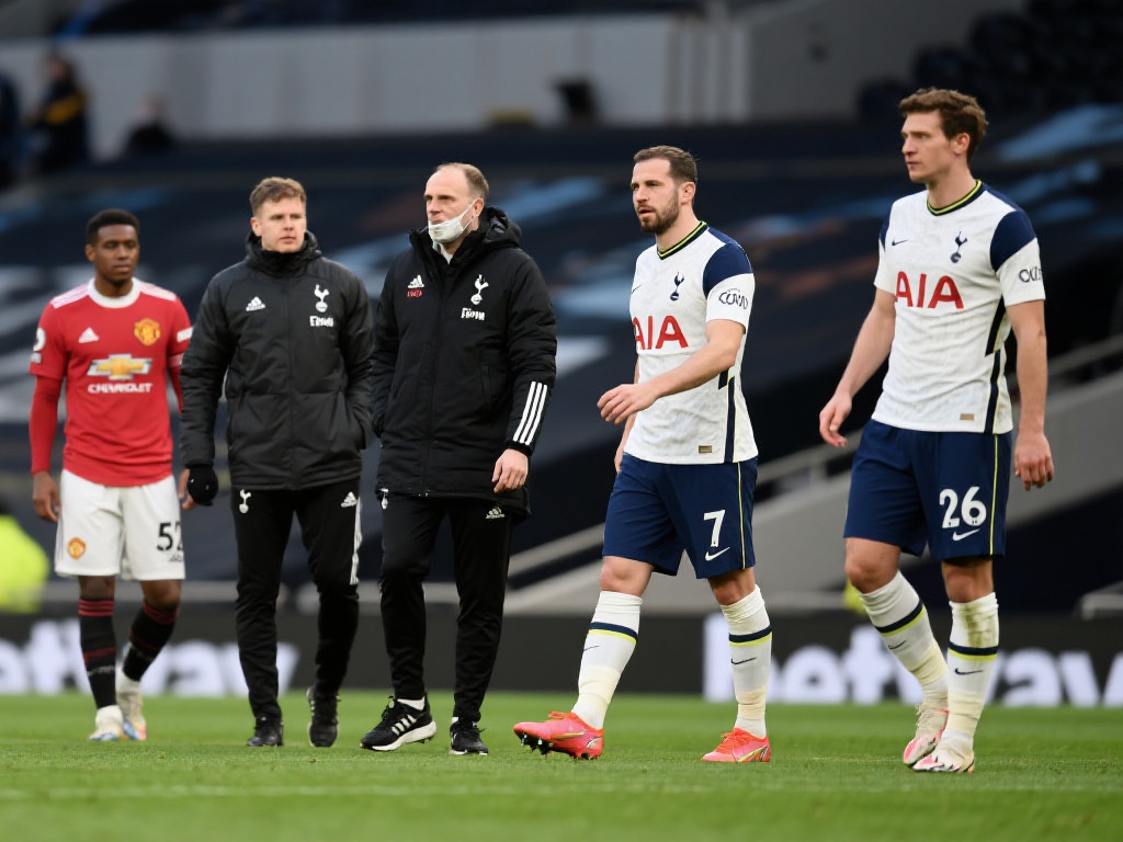 去年裁员省4000万镑，曼联多项措施力求开源节流